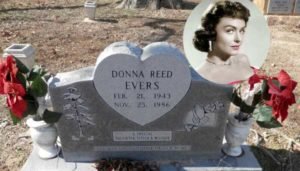 Donna-Reed-grave
