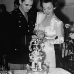 Carole Landis marries Captain Thomas Wallace in London, 5 January 19432