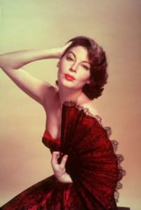 Ava-Gardner-Philippe-Halsma