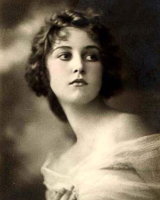 Lina Cavalieri